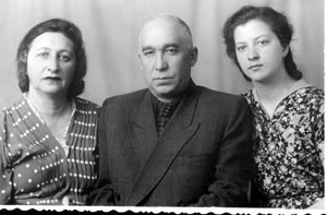 Родовичи - Михаил, Раиса и их дочь